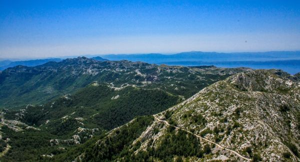 pogled-s-vrha-biokovaFFDC00F3-55FC-297B-94A2-EF0DF21CE4E9.jpg